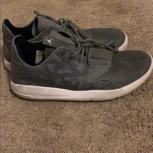 YOUTH 6 (women’s 7) Jordan’s